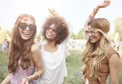 Sommer rytmer! De beste frisyrene for festivaler (og mer)